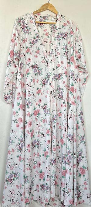 Noor-e-Mala-Floral-Printed-Front-Open-Abaya Noor-e-Mala-Floral-Printed-Front-Open-Abaya
