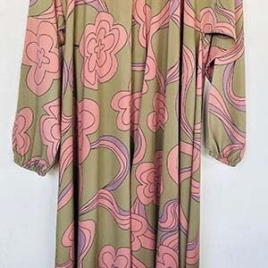 Pearl-Petals-Floral-Printed-Front-Open-Abaya