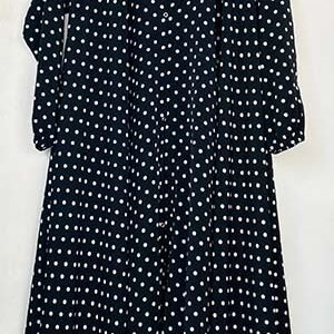 Polka-Dots-Floral-Printed-Front-Open-Abaya